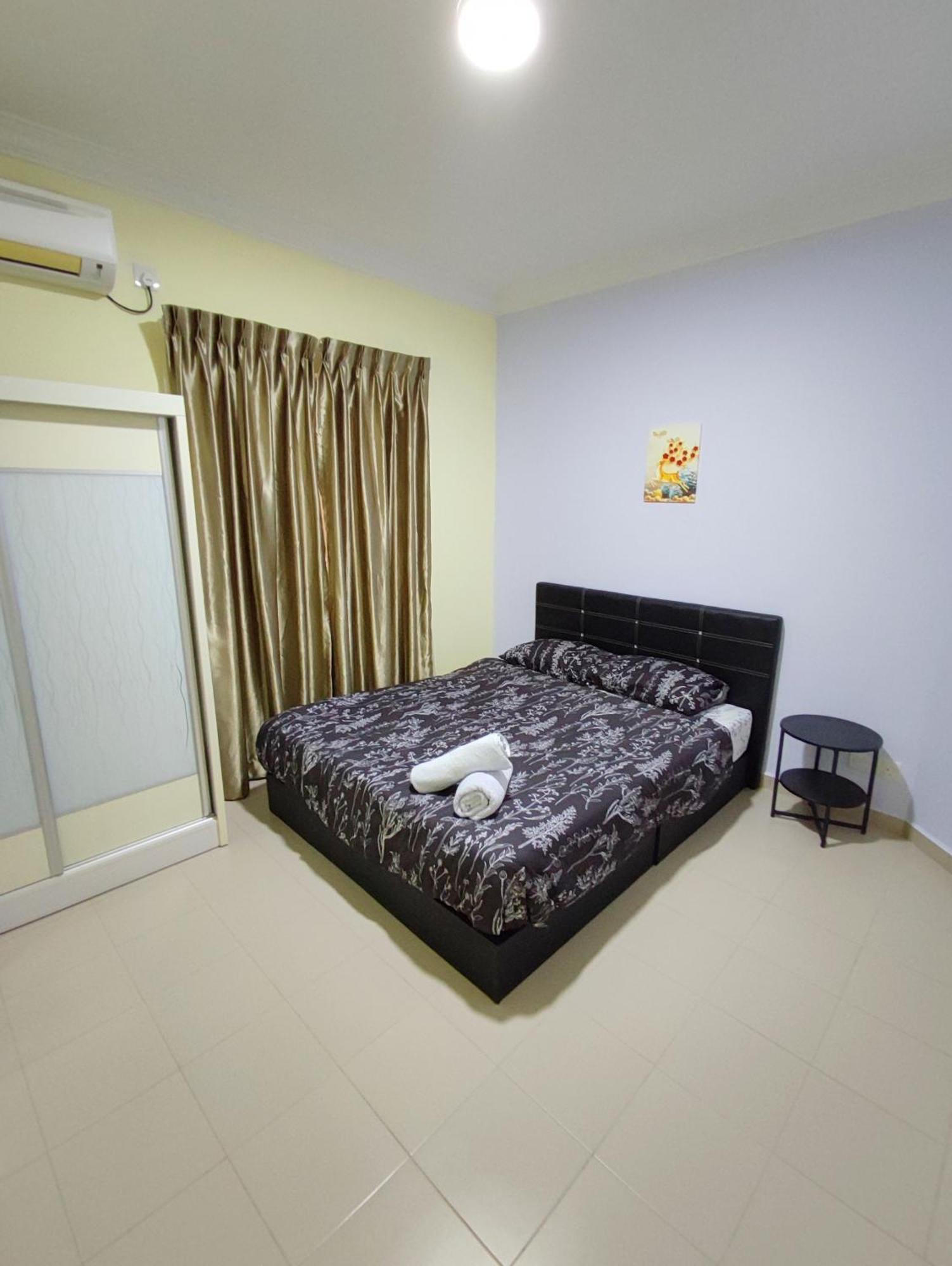 Jojo Homestay Tiara Residence Desaru Buitenkant foto